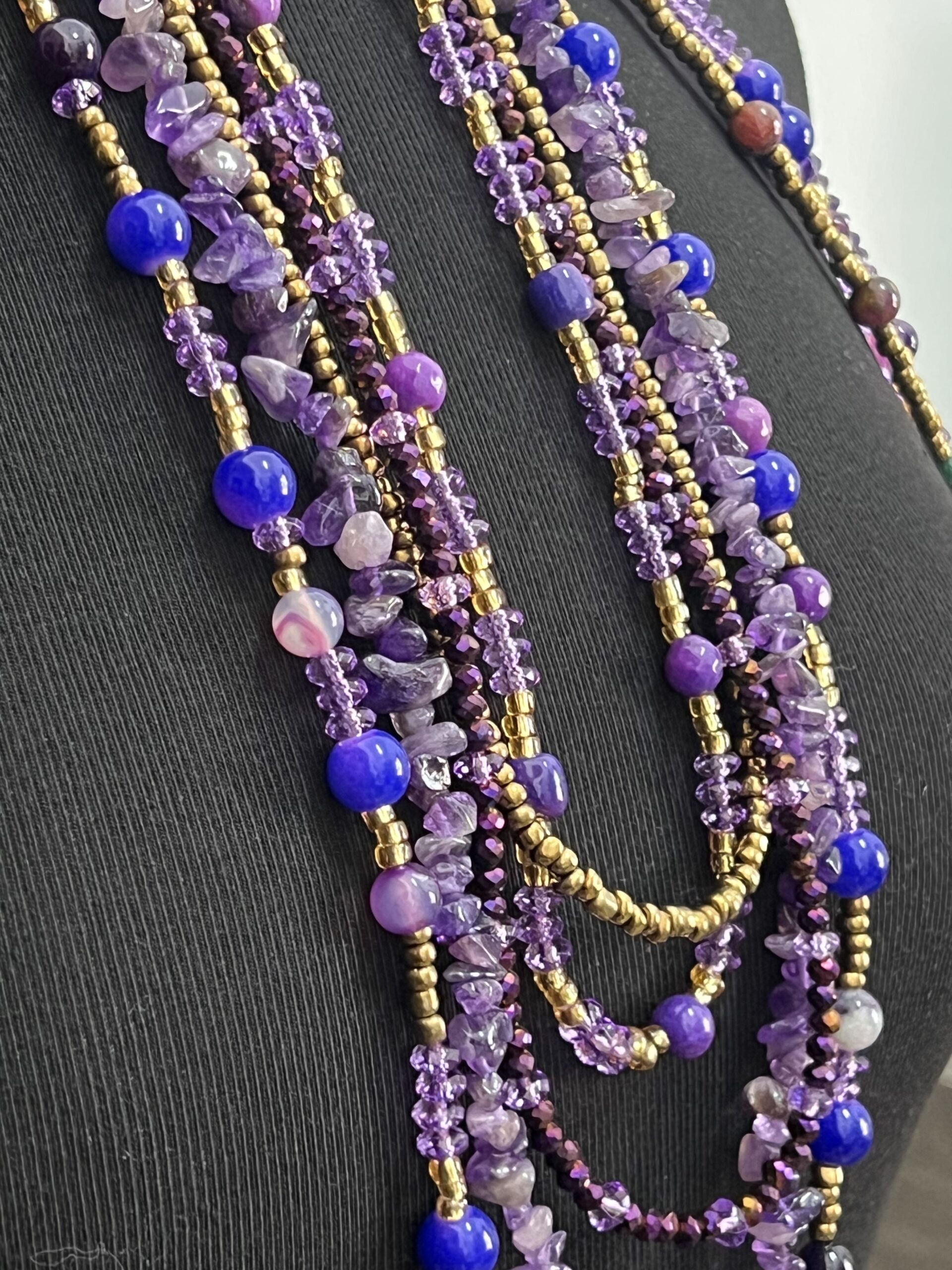 Top beaded fait main avec perles et améthystes